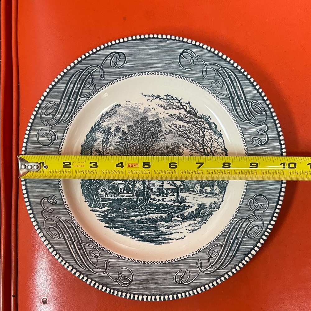 Classic Blue and White Scenic Dinner Plate - Picture 4 of 6